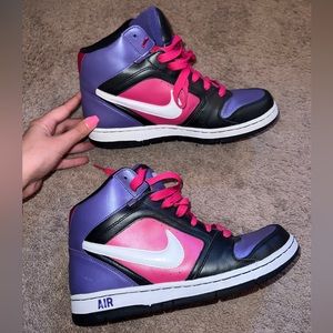 Size 10 2008 Nike Airs!